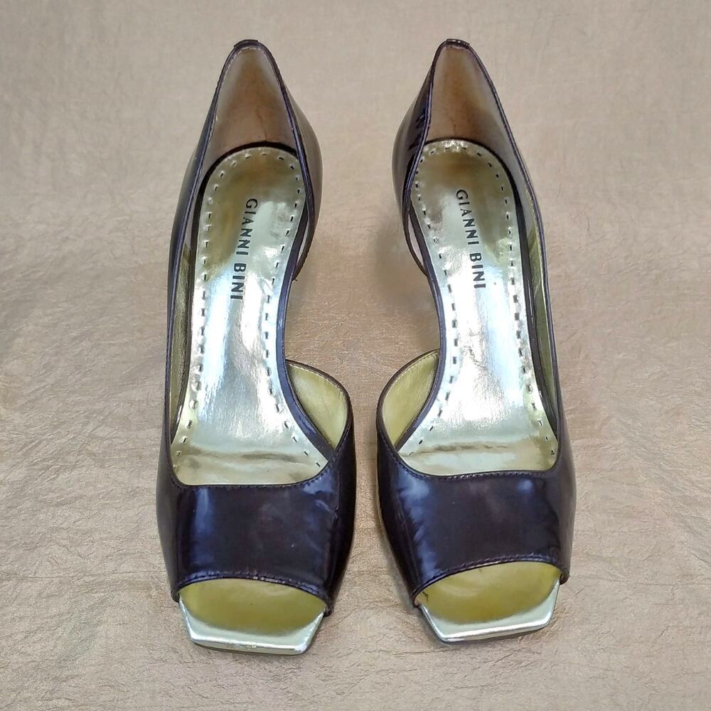 Gianni Bini Brown & Gold Open Toe Heels